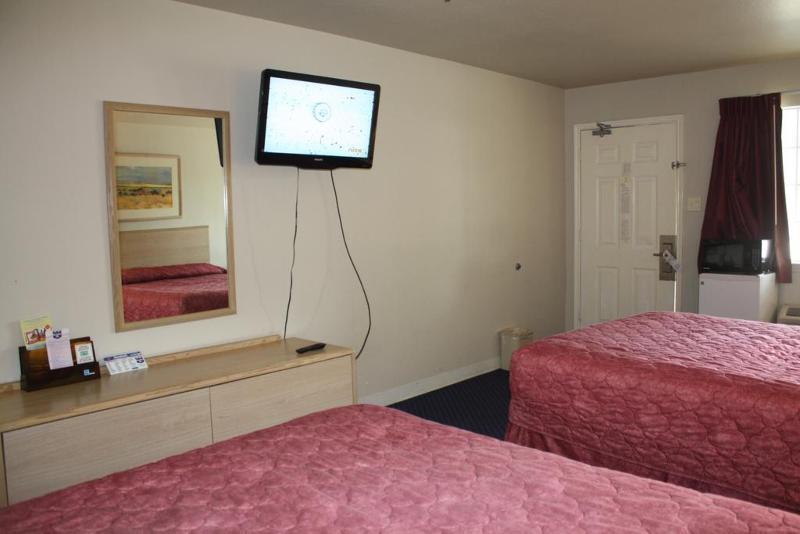 Quality Inn & Suites フォートワース エクステリア 写真